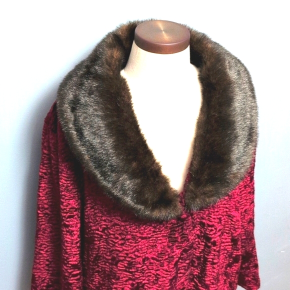 Vintage Terry Lewis Classic Luxuries faux fur cropped swing jacket. Large - Picture 2 of 12
